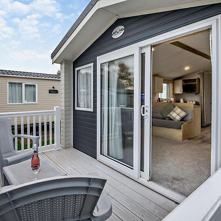 Sea La Vie Lodge, Rockley Park Holiday Park, Poole, Dorset المظهر الخارجي الصورة