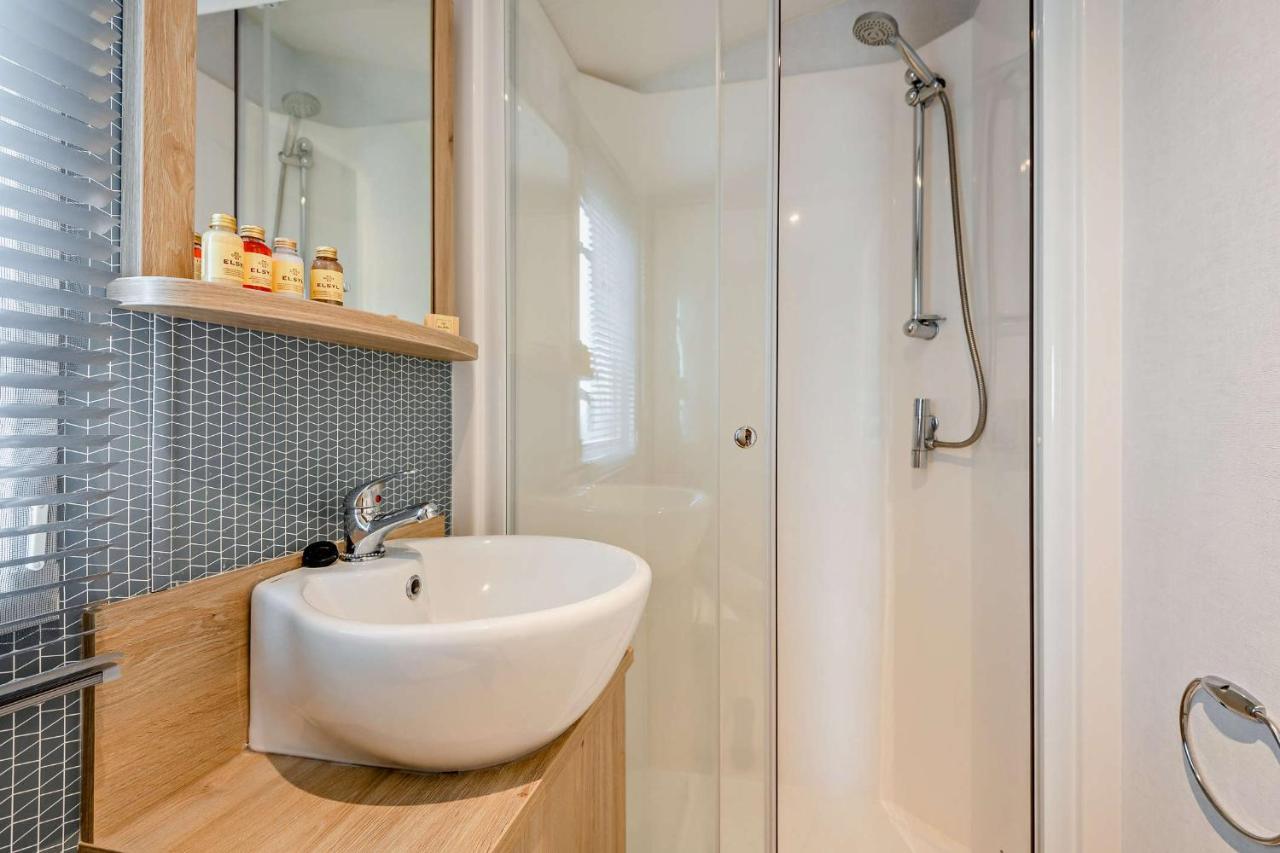 Sea La Vie Lodge, Rockley Park Holiday Park, Poole, Dorset المظهر الخارجي الصورة
